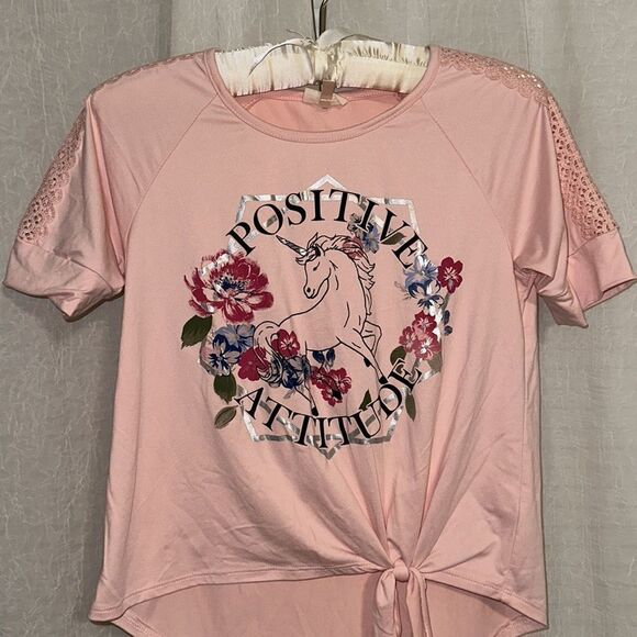 Self Esteem L Blush Pink Floral Crochet Tie at Waist High Low Short Sleeve Tee - Picture 3 of 11